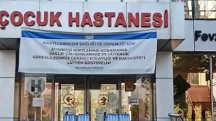 Hayır için, hastanede yatan tüm hastalara su dağıtıldı