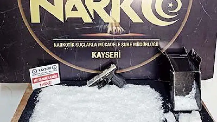 3 kilogram sentetik uyuşturucu ele geçirildi