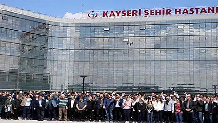 Kayseri Şehir Hastanesi'ne 1 günde 21 bin hasta girişi oldu 