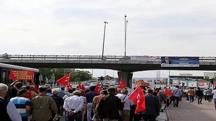 CHP'liler Kayseri Adliyesine kadar yürüdü