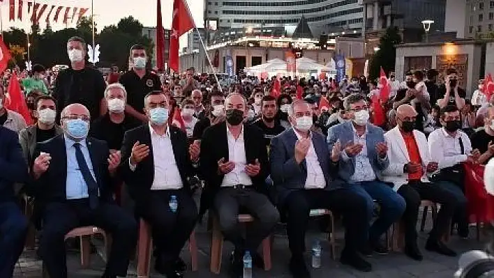 Nursaçan, Demokrasi Yürüyüşüne katıldı