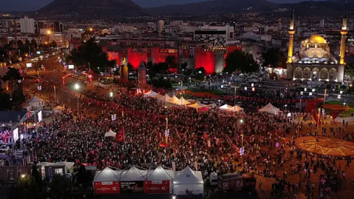 Kayseri'de 15 Temmuz coşkusu