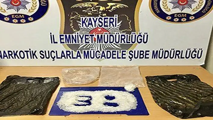 Uyuşturucu madde ticareti yapan iki şahıs gözaltına alındı