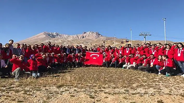 Akıl ve zeka oyunları eğitmen adayları Kayseri'de