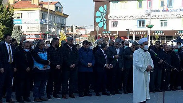 Sezai Karakoç için gıyabi cenaze namazı kılındı