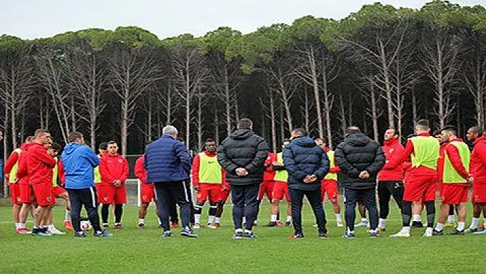 Kayserispor-Galatasaray maçının biletleri satışa çıktı  