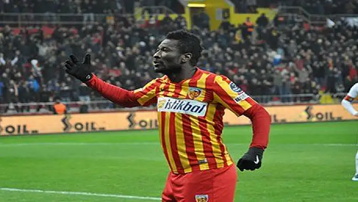 Asamoah Gyan siftah yaptı 