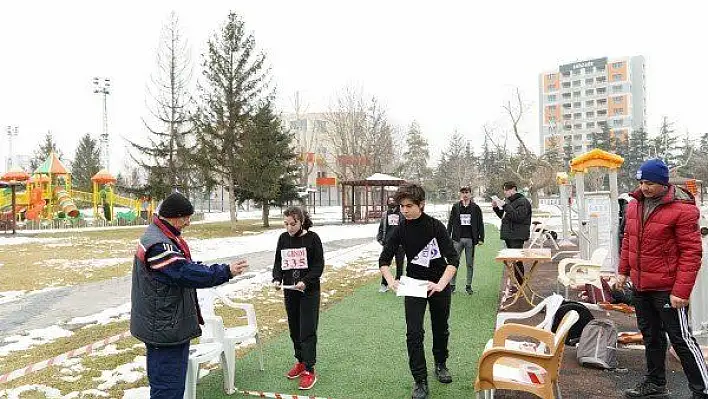 Melikgazi'nin parklarında spor müsabakaları yapılıyor