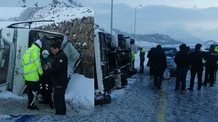 Turistleri taşıyan midibüs devrildi: 25 yaralı