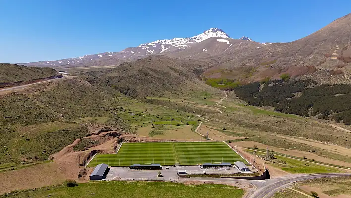 Erciyes, futbol takımlarını misafir etmeyi bekliyor