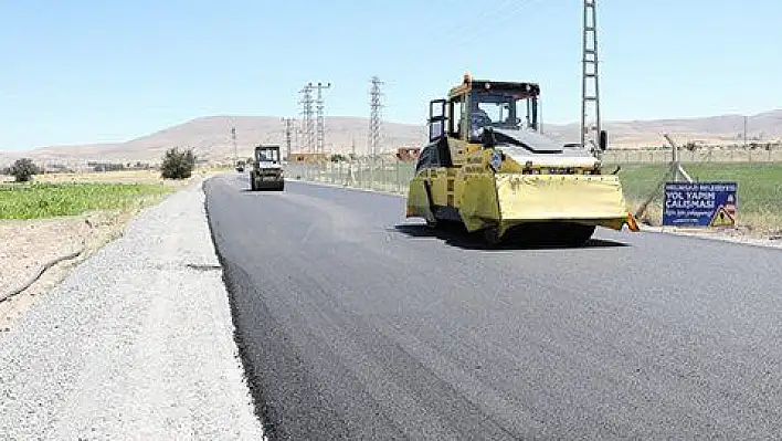 Melikgazi'de Küçük Bürüngüz yolu yeniledi