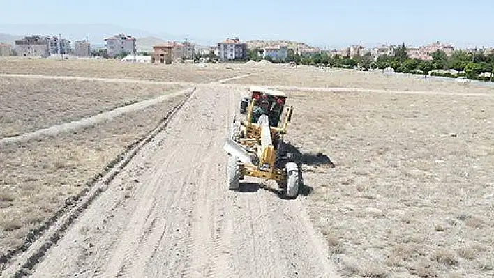 Develi Bahçelievler Mahallesinde yol çalışmaları devam ediyor