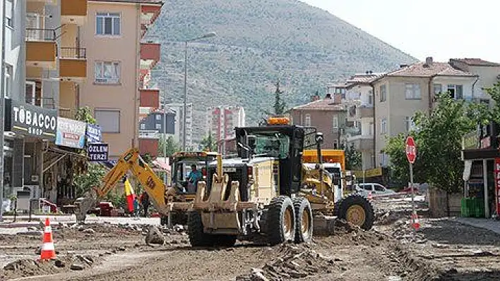 Talas'ta kış öncesi yol çalışması