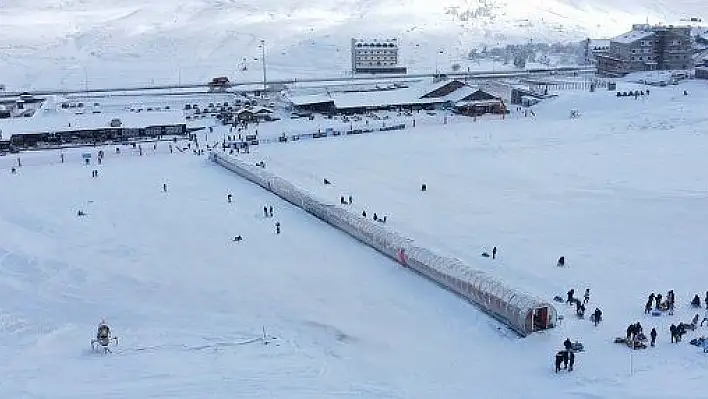 Erciyes'te kayak sezonu açıldı