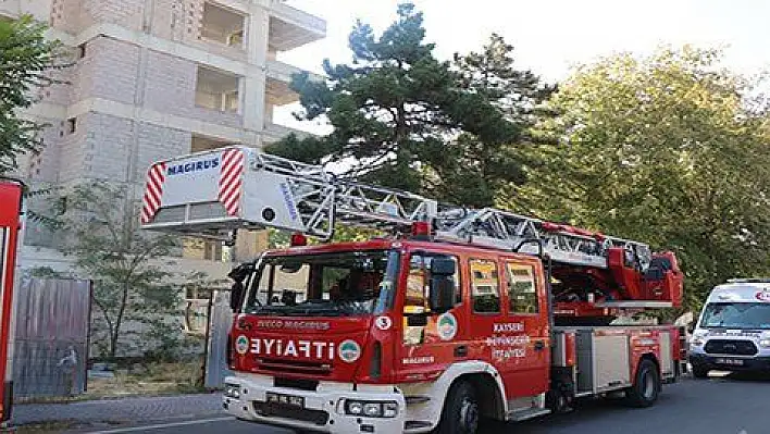 Bunalıma giren şahıs 15. Katta intihar girişiminde bulundu