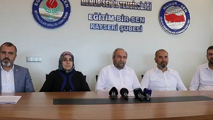 Kalkan:'Öğretmenler basit kutlama mesajları yerine müjde bekliyor'