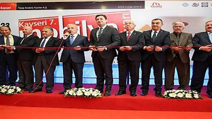 Kayseri 7. Mobilya Fuarı açıldı