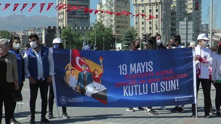 Pandemi gölgesinde 19 Mayıs coşkusu