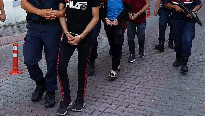 İstanbul'da DEAŞ operasyonu: 27 gözaltı