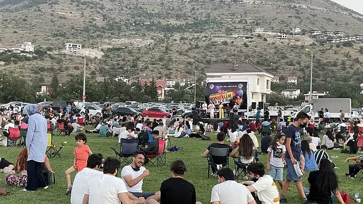 Talas'ta Cumartesi sinema pazar konser