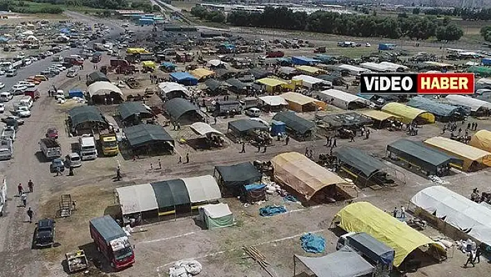 Kurban pazarındaki hareketlilik havadan görüntülendi