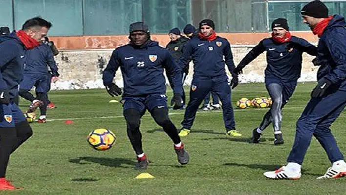 Kayserispor Galatasaray'a bileniyor 