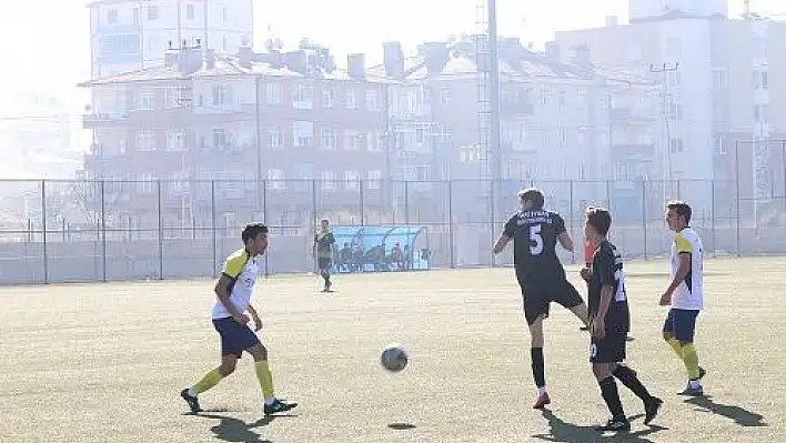 Futbolun kalbi okul sporlarında atıyor