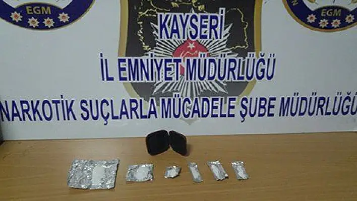 Uyuşturucu satıcılarına yakalandı 