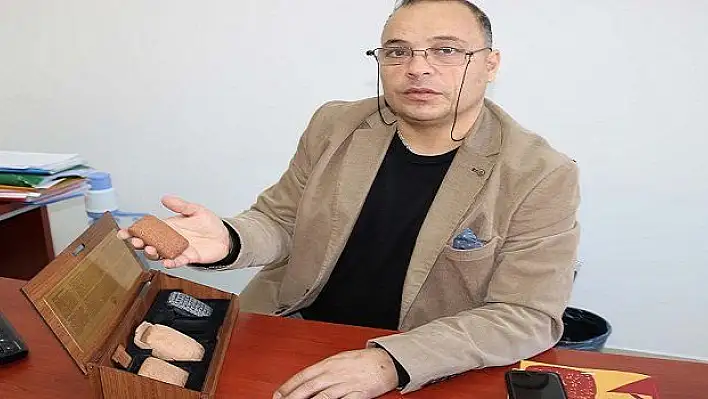 Kayseri'de kazılarda bulunan kil tabletler, 4 bin yıl öncesine ışık tutuyor