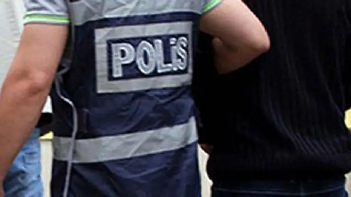 FETÖ soruşturmasında firari olan asker yakalandı 