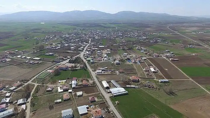 Karantinaya alınan mahalle drone ile görüntülendi