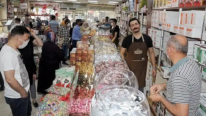 Şekercilerde bayram yoğunluğu