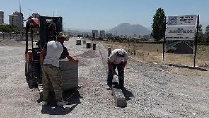 Palancıoğlu'ndan kanal boyundaki yol çalışması için uyardı !