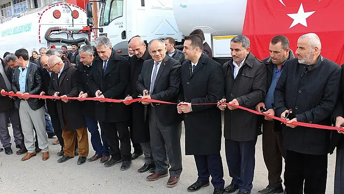 Yahyalı Belediyesi yeni araçlarını tanıttı