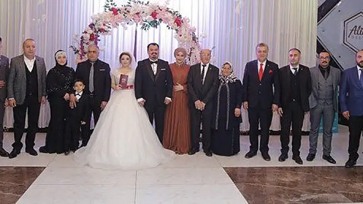 Tuğba&Fatih çifti dünya evine girdi