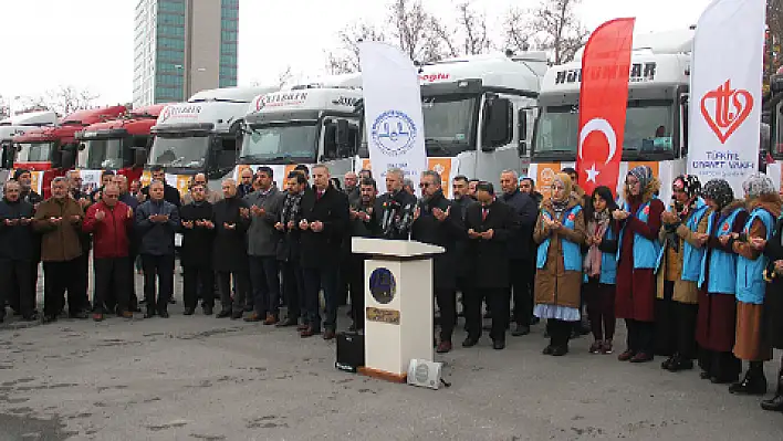 Kayseri'den İdlib'e 37 tır yardım malzemesi gönderildi