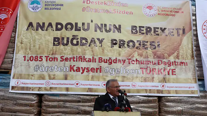 Çiftçilere bin 85 ton sertifikalı buğday tohumu dağıtıldı