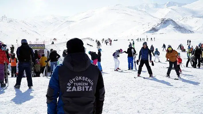 Büyükşehir Zabıtası Erciyes'te