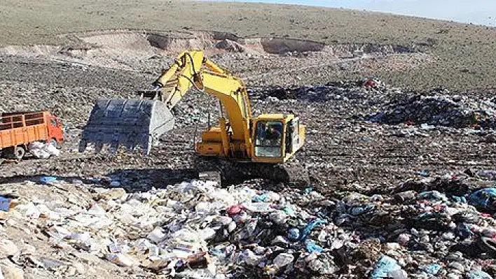 Kayseri'de kullanıma uygun olmayan 2,5 ton peynir imha edildi  