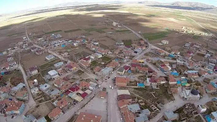 Karantinadaki mahalleden kaçmaya çalışan 2 kişi yakalandı