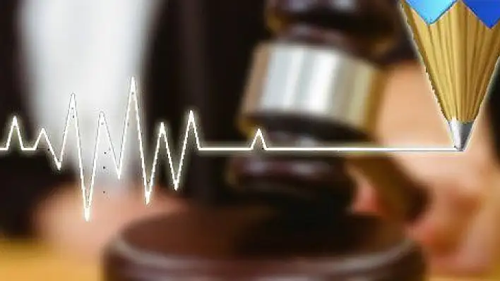 Davada yargılanan kadın sanık öldü 