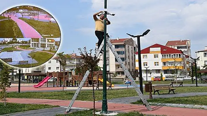 KOCASİNAN'DA PARKLAR DAHA GÜVENLİ VE DAHA HUZURLU