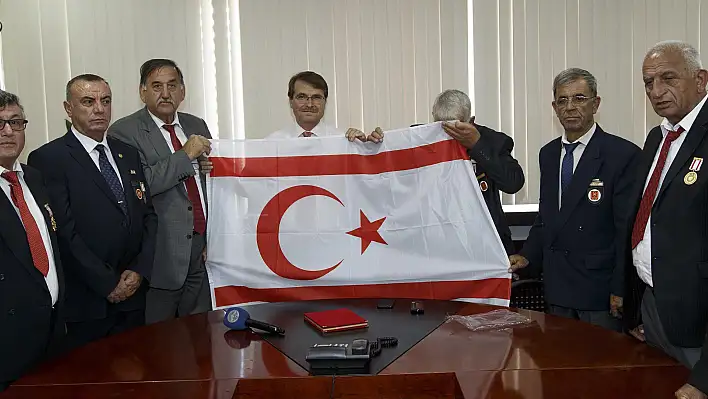 Kıbrıslı gazilerden Büyükşehir Belediyesi'ne ziyaret