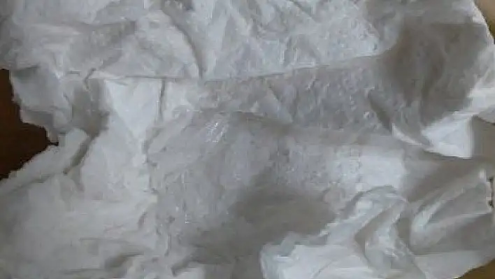 Peçete içinde uyuşturucu taşıyan şahıs Güven Timlerine yakalandı