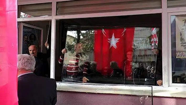 CHP ilçe binasına saldıran sanık tahliye oldu 