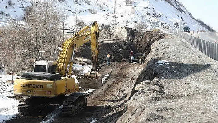 Başkan Büyükkılıç: 'Trompet modeli katlı kavşak projemizde çalışmalar sürüyor'