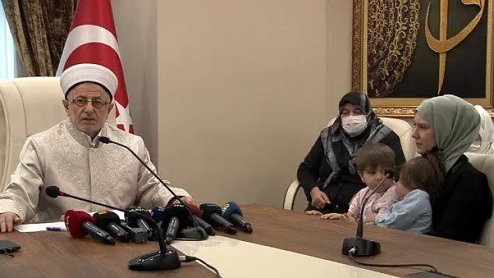 Müslümanların yaşamından etkilenen Alman vatandaşı İslamiyet'i seçti