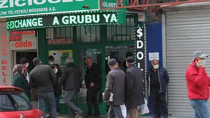 Dolar dalgası dövizcileri vurdu