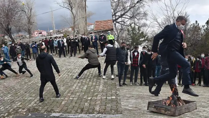 Tomarza'da Nevruz coşkuyla kutlandı