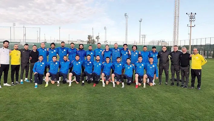 Talasgücü Belediyespor'un Antalya kampı başladı